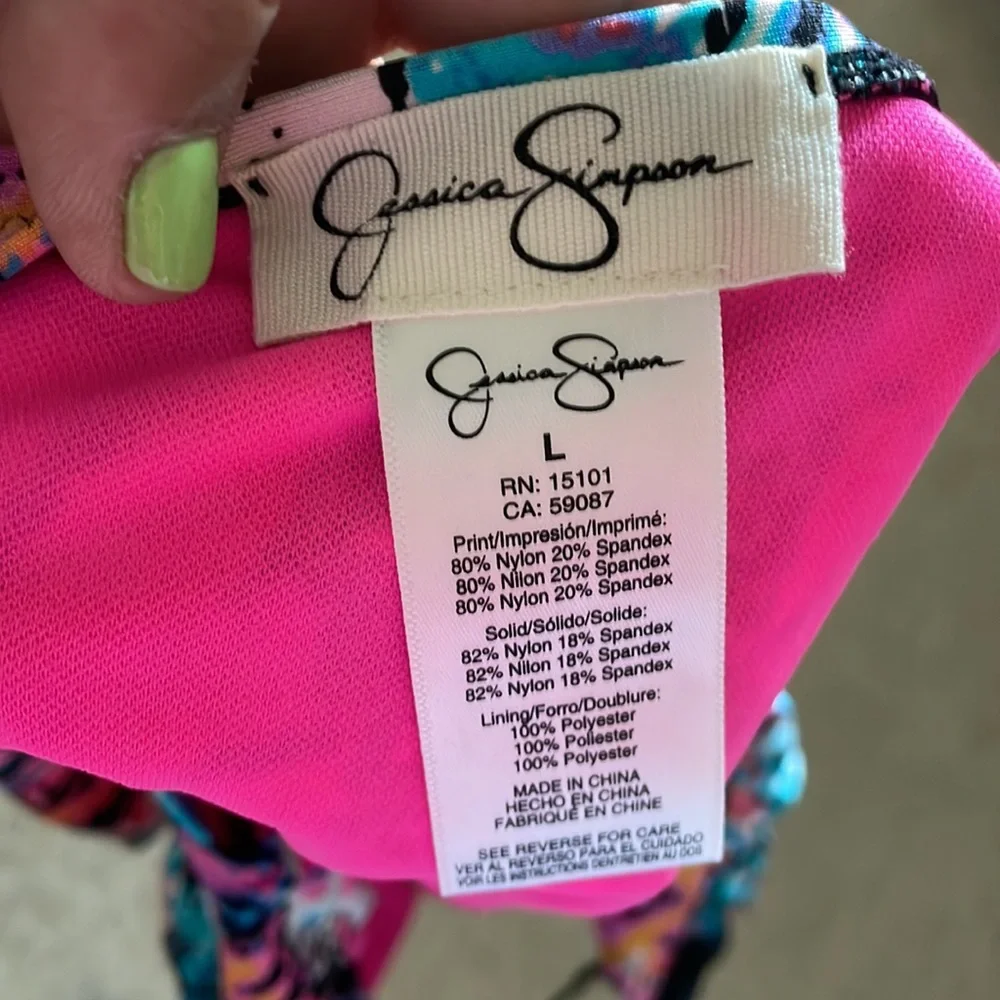 Swim suit - Picture 5 of 5